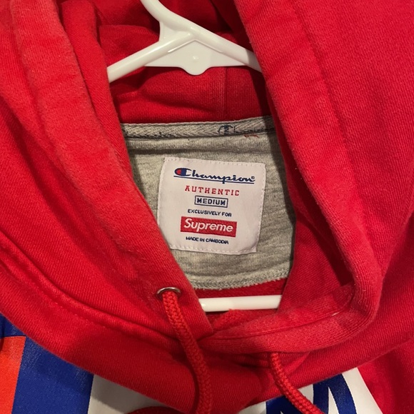 Supreme champion red hoodie - Picture 3 of 3